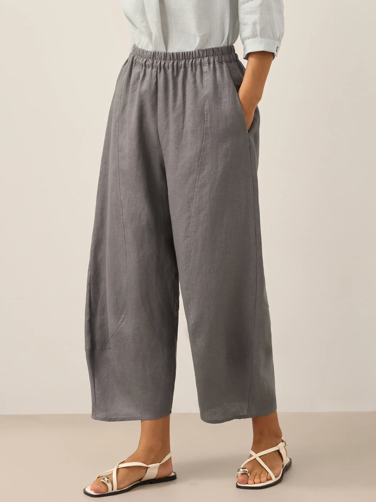 Linen Trousers in Neutral Grey – Isolde by Maravesse