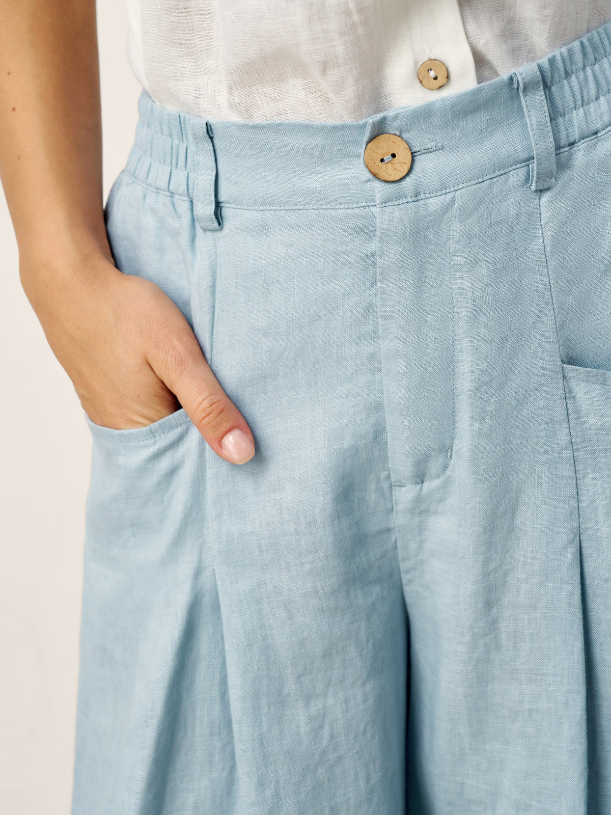 Linen Relaxed Trousers – Vivienne by Maravesse (6)