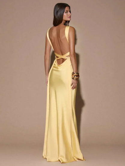 Backless Maxi Dress – Oriane by Maravesse (5)