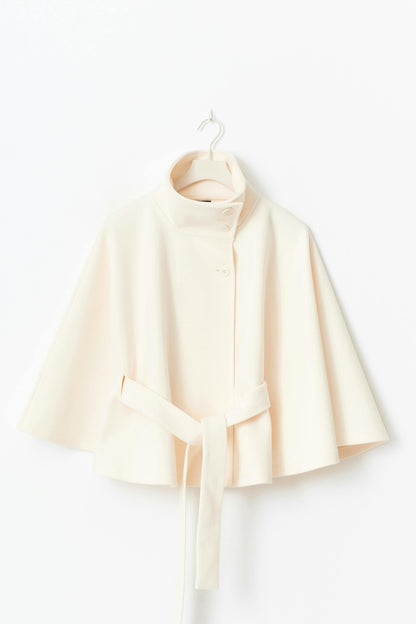 Jacket in White – Persephone by Maravesse