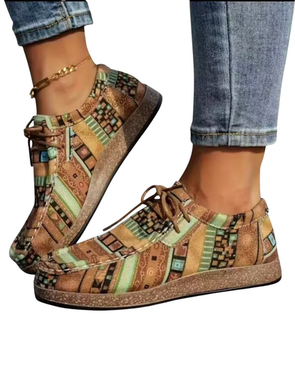 Sneakers in Persimmon – Anouk by Maravesse