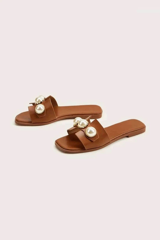 Pearl Leather Sandals in Brown – Wilhelmina by Maravesse