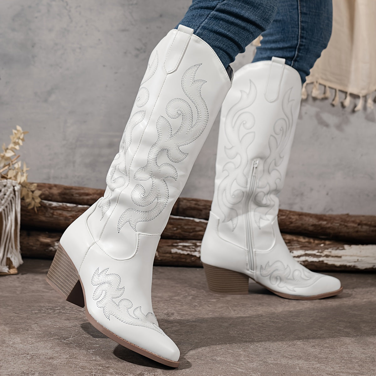 Embroidered Leather Boots – Lavinia by Maravesse (11)