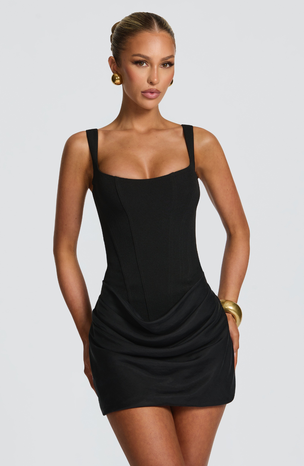 Hourglass Mini Dress in Black – Runa by Maravesse