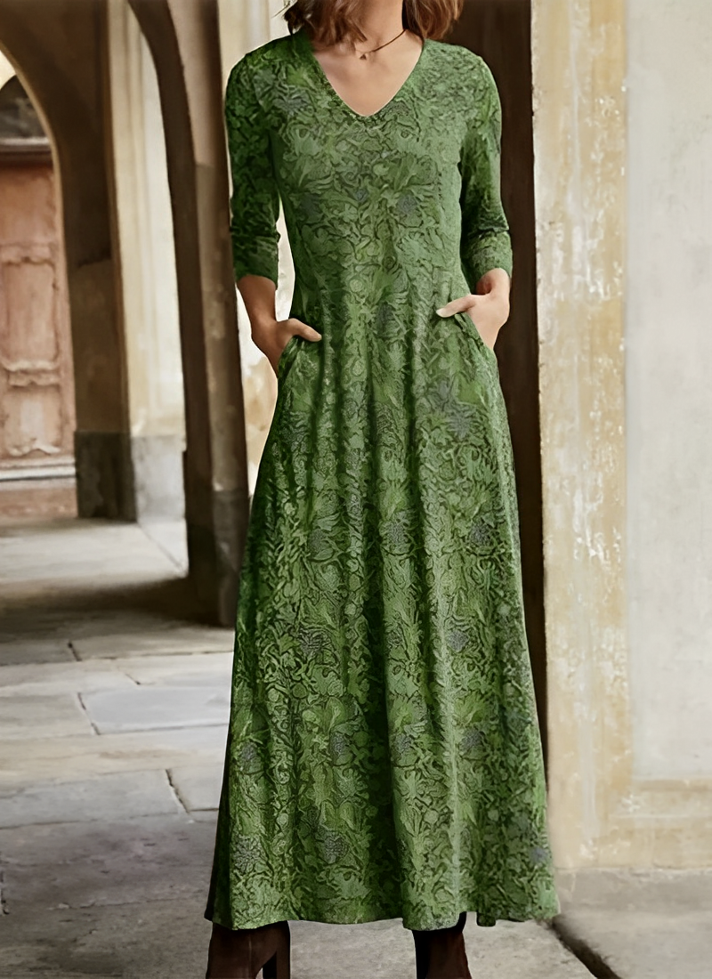 Vintage Dress in Green – Aurelia by Maravesse