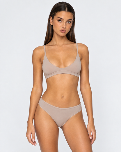 Set in Light Grey – Elara by Maravesse
