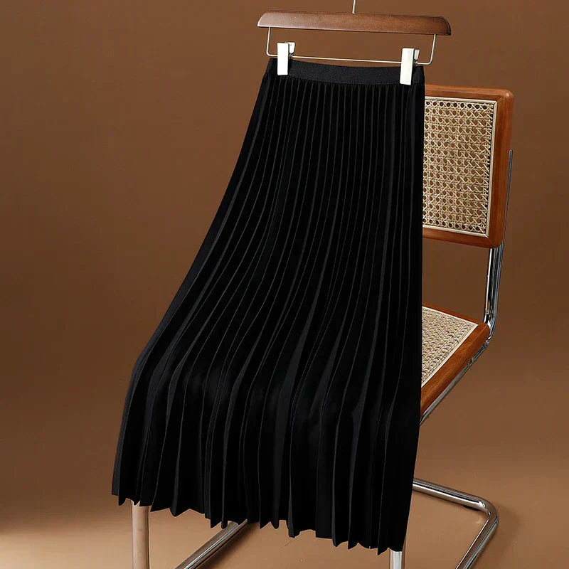 Pleated Pleated Skirt in Black – Margaux by Maravesse