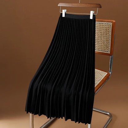 Pleated Pleated Skirt in Black – Margaux by Maravesse