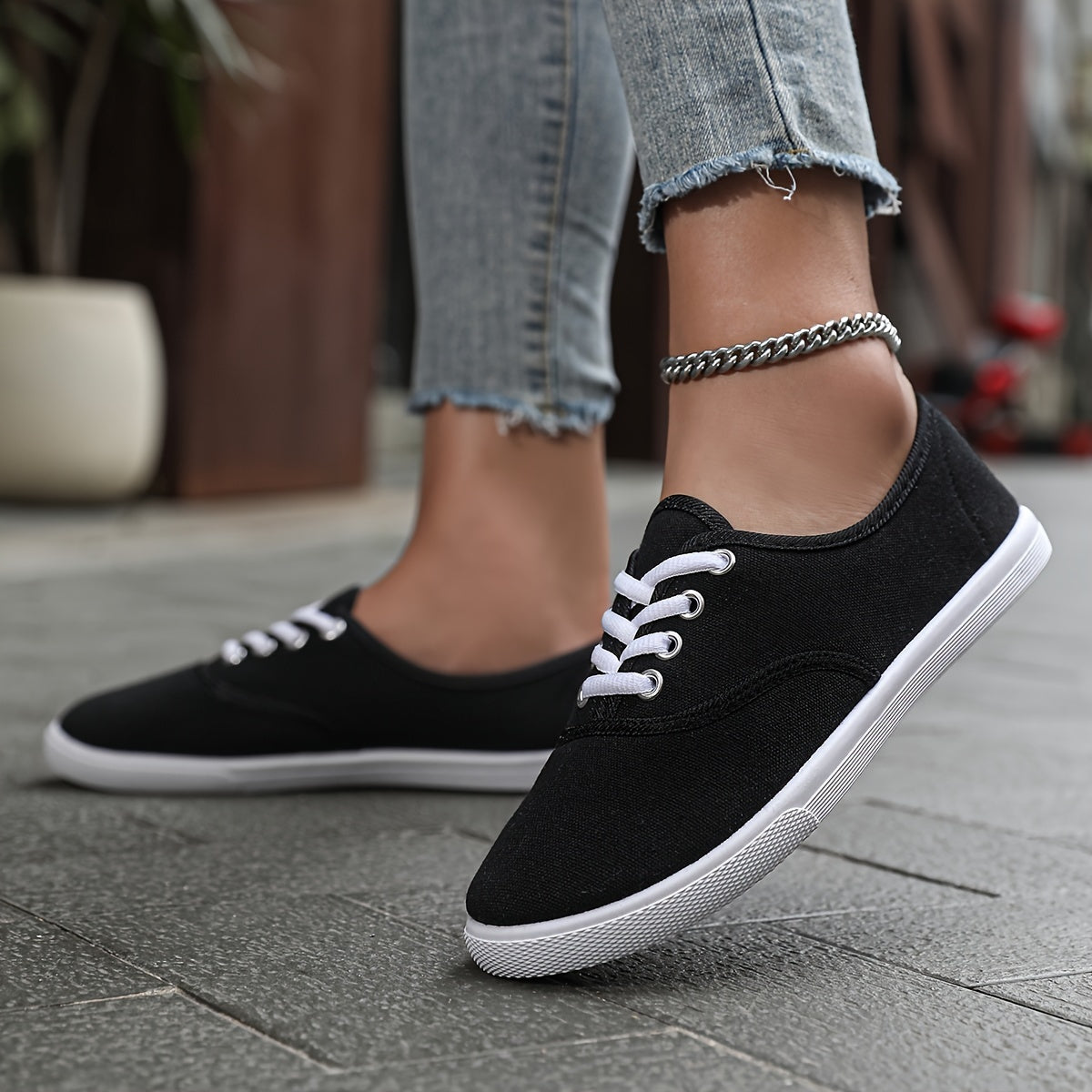 Vintage Lace Sneakers in Black – Henrietta by Maravesse