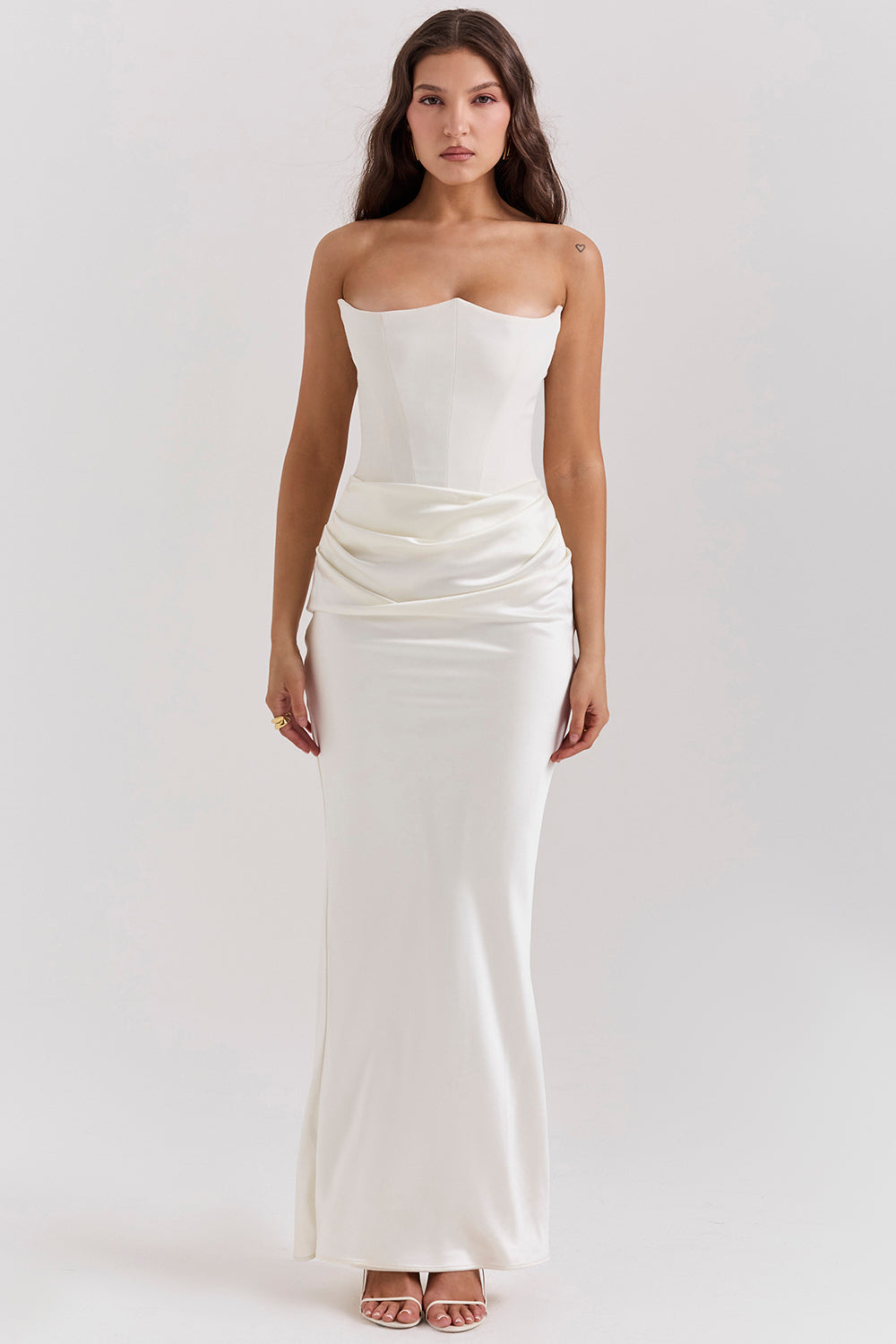 Bridesmaid Maxi Dress in White – Hedda by Maravesse