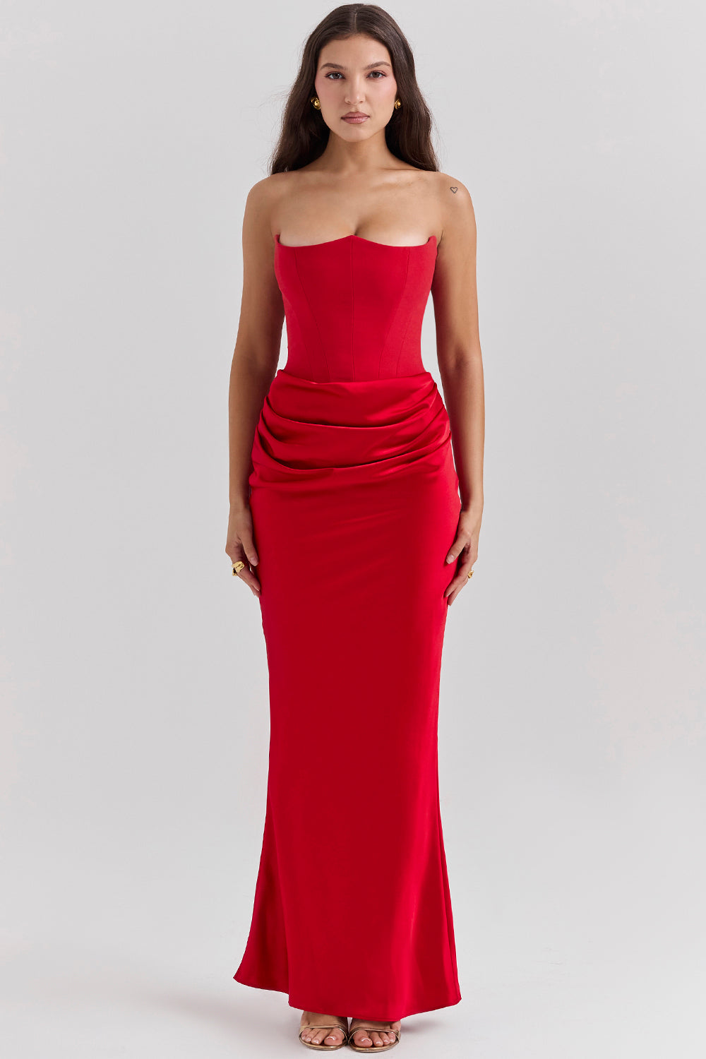 Bridesmaid Maxi Dress in Red – Hedda by Maravesse