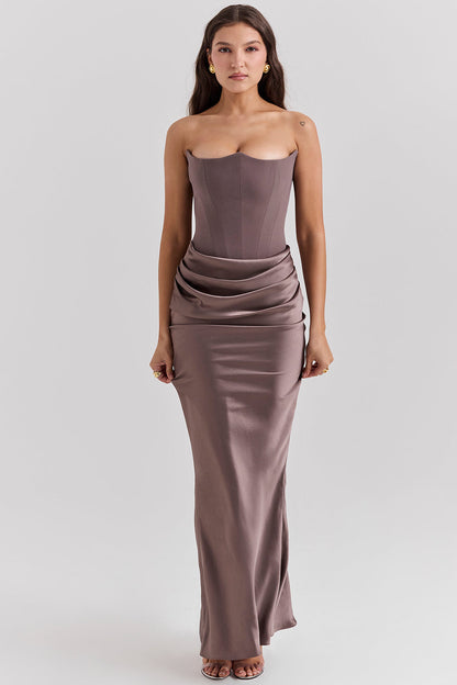Bridesmaid Maxi Dress in Brown – Hedda by Maravesse