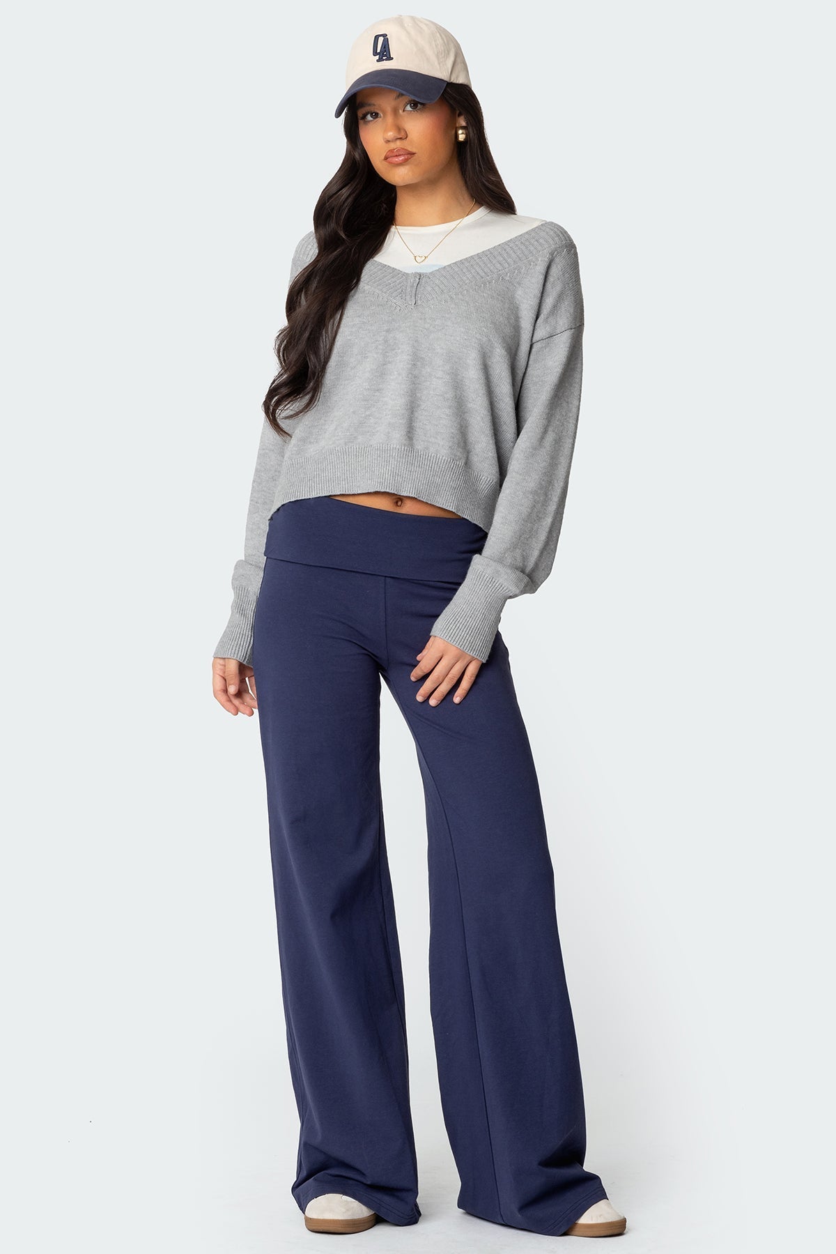 Trousers in Navy Blue – Amara by Maravesse
