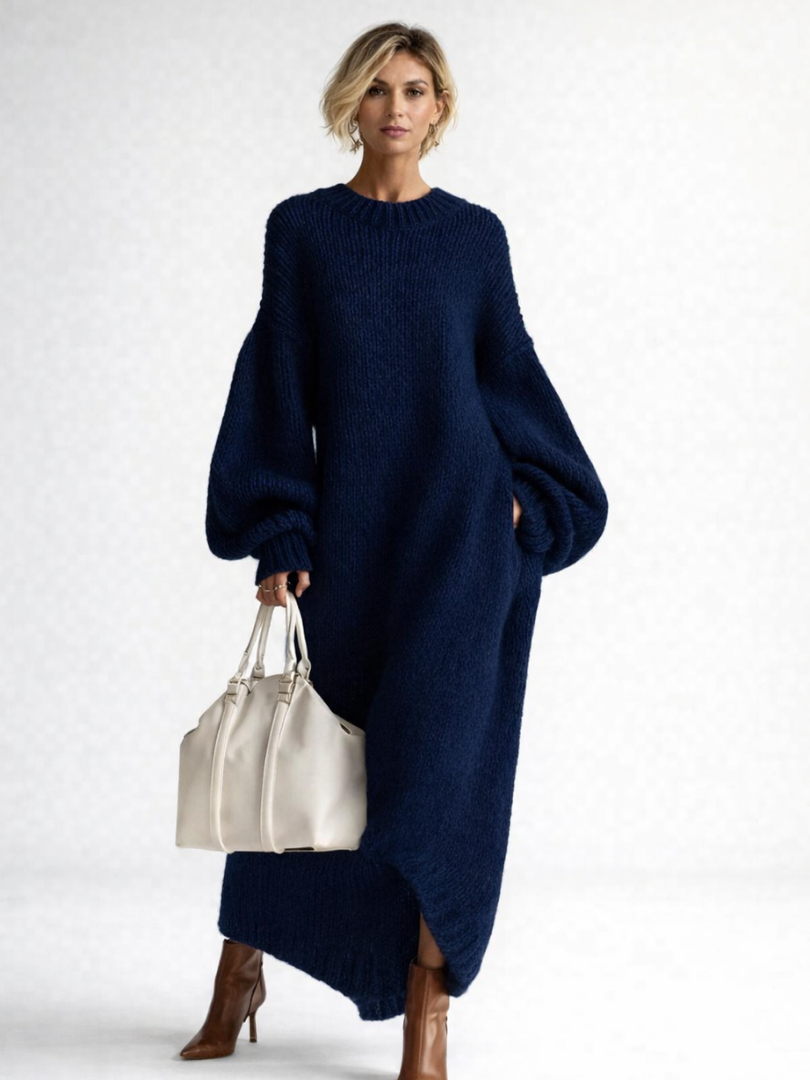 Knit Chunky Maxi Dress in Navy – Signe by Maravesse