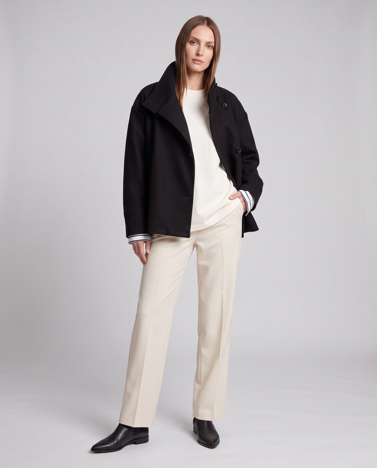Wool Coat in Black – Antoinette by Maravesse