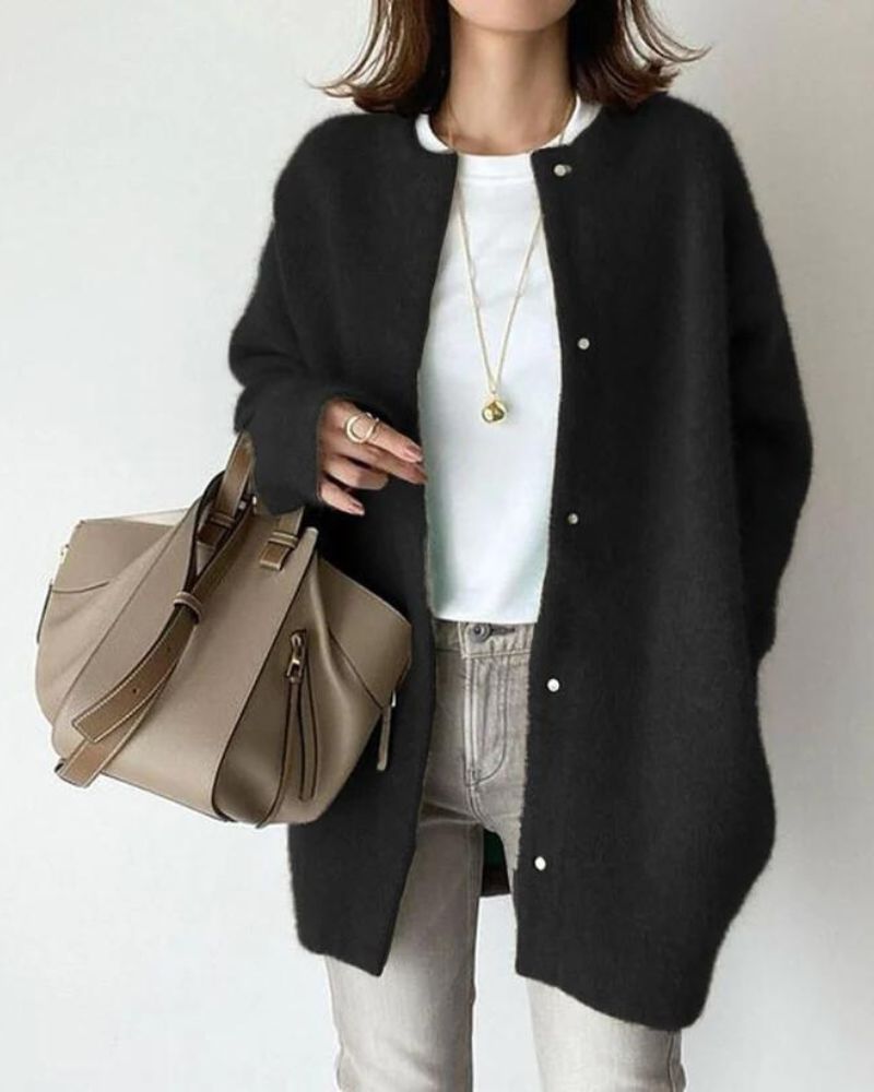 Oversized Cardigan in Black – Romy by Maravesse