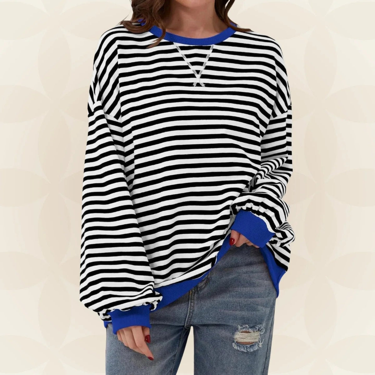 Striped Oversized Sweatshirt in Black – Theodora by Maravesse