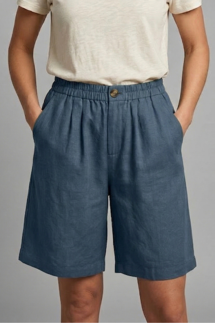 Linen Relaxed Shorts in Blue – Rosa by Maravesse