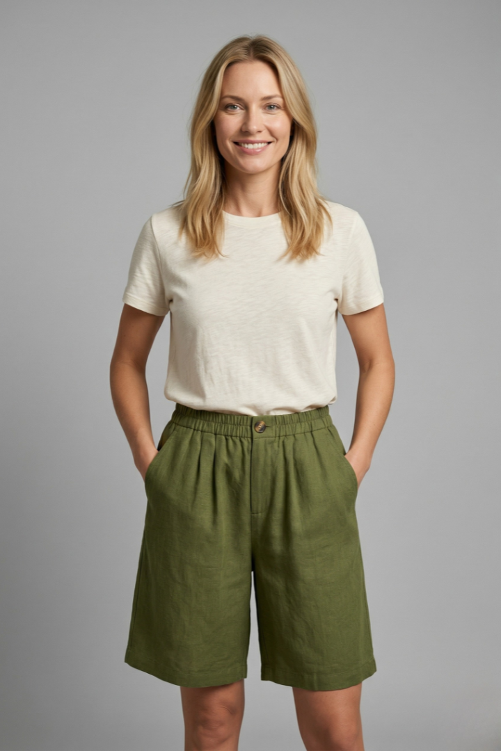 Linen Relaxed Shorts in Army Green – Rosa by Maravesse