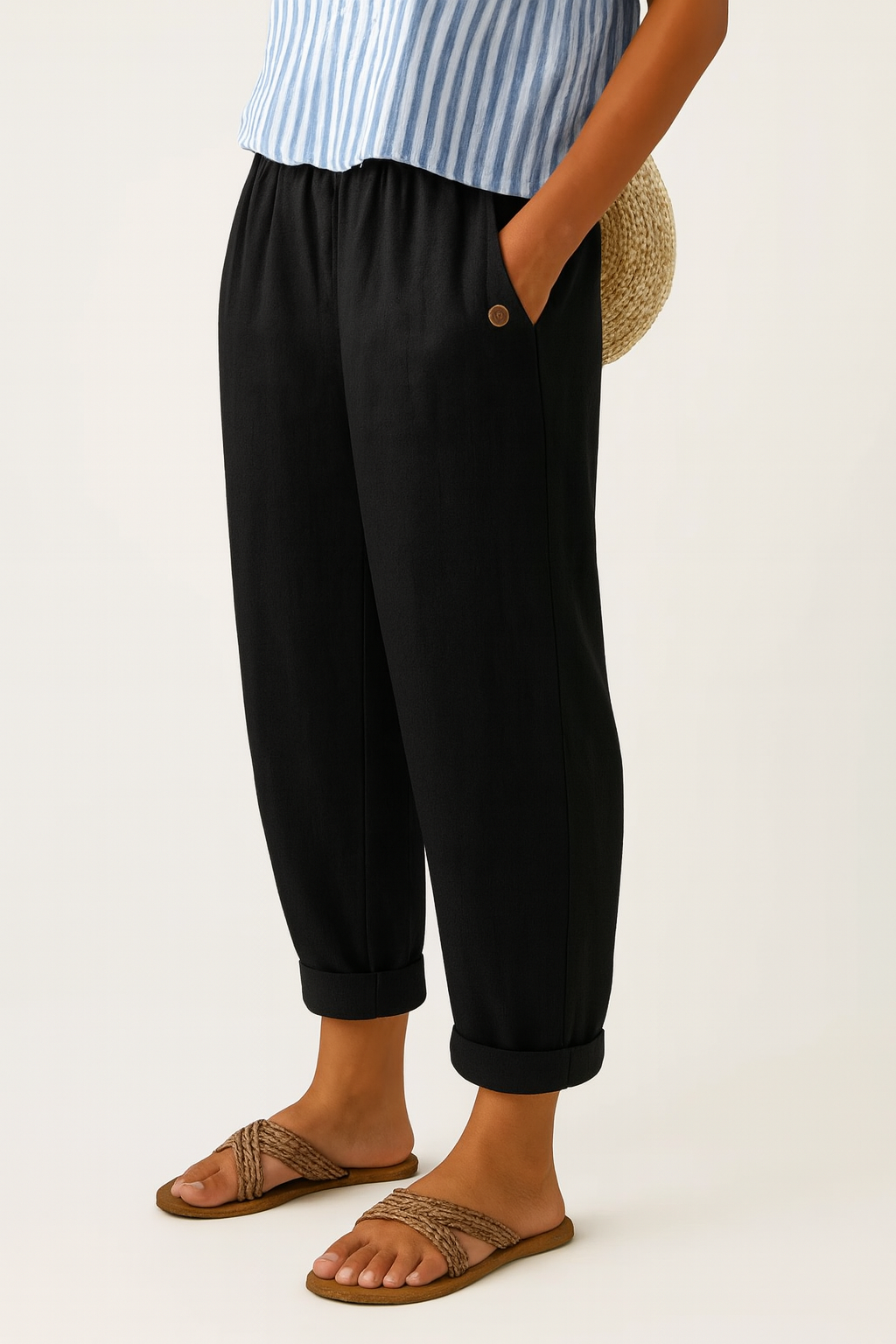 Linen Relaxed Trousers in Black – Beatrix by Maravesse