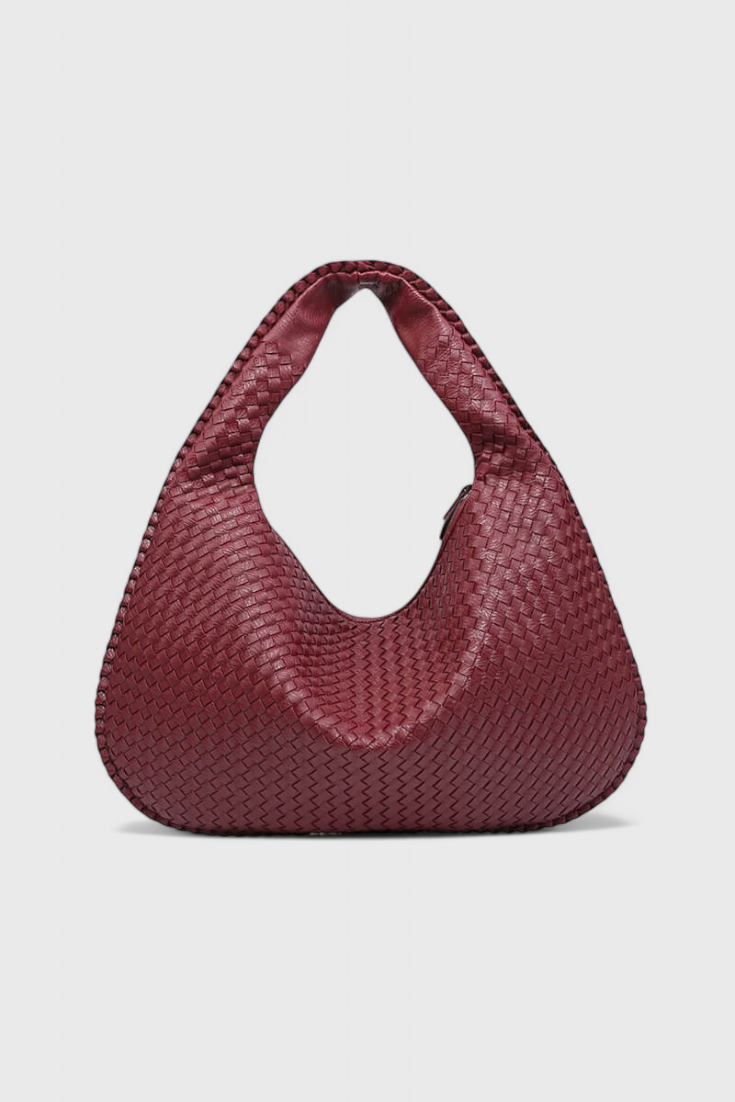 Shoulder Bag in Red wine – Maeve by Maravesse