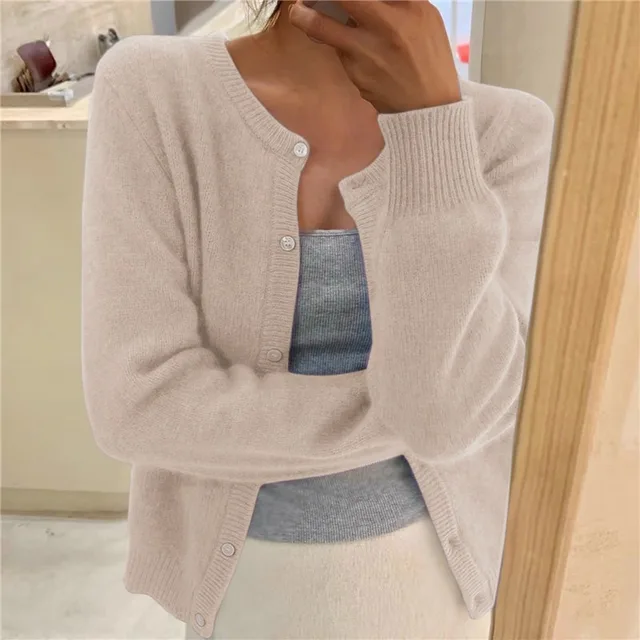 Cardigan in Beige – Vivienne by Maravesse