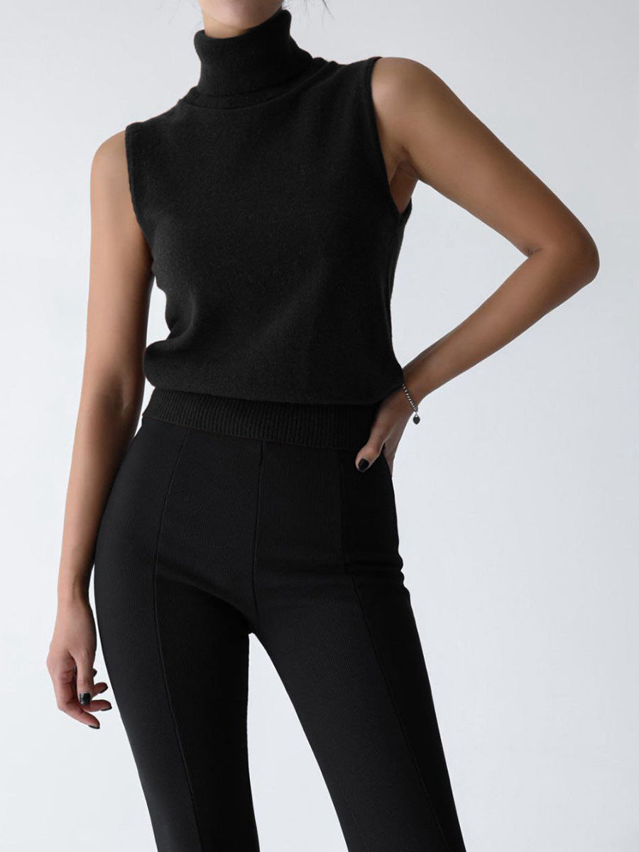 Turtleneck Jumper in Black – Florence by Maravesse