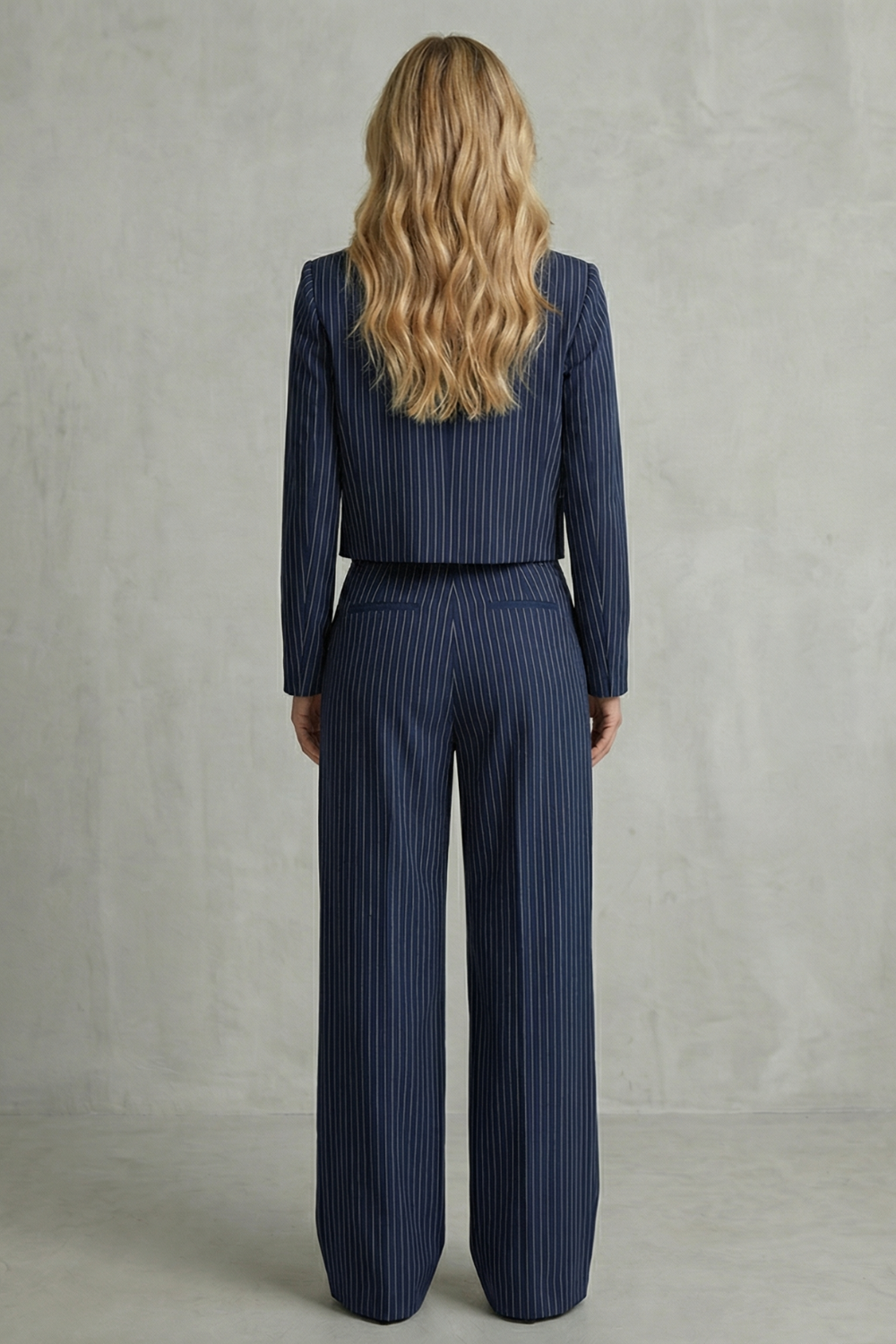 Tailored Cropped Suit – Vivienne by Maravesse (4)