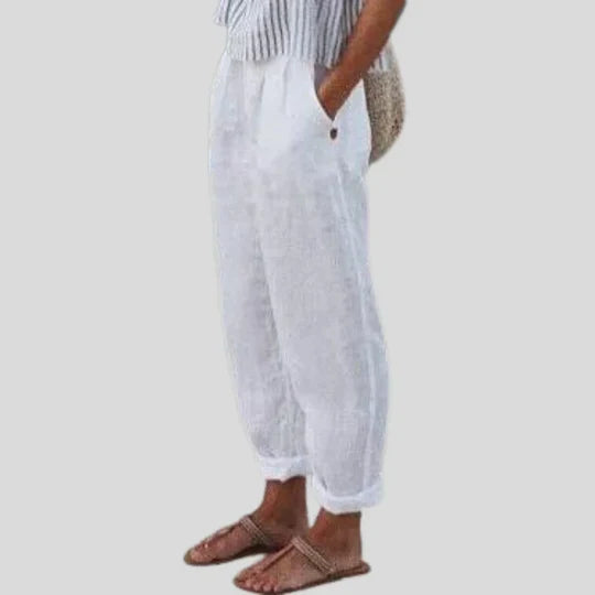 Trousers in White – Delphine by Maravesse