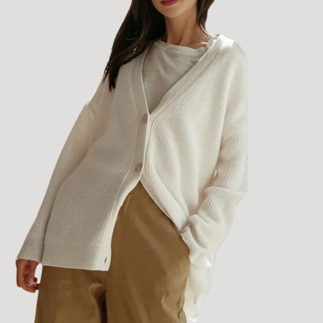 Oversized Cardigan in White – Matilda by Maravesse