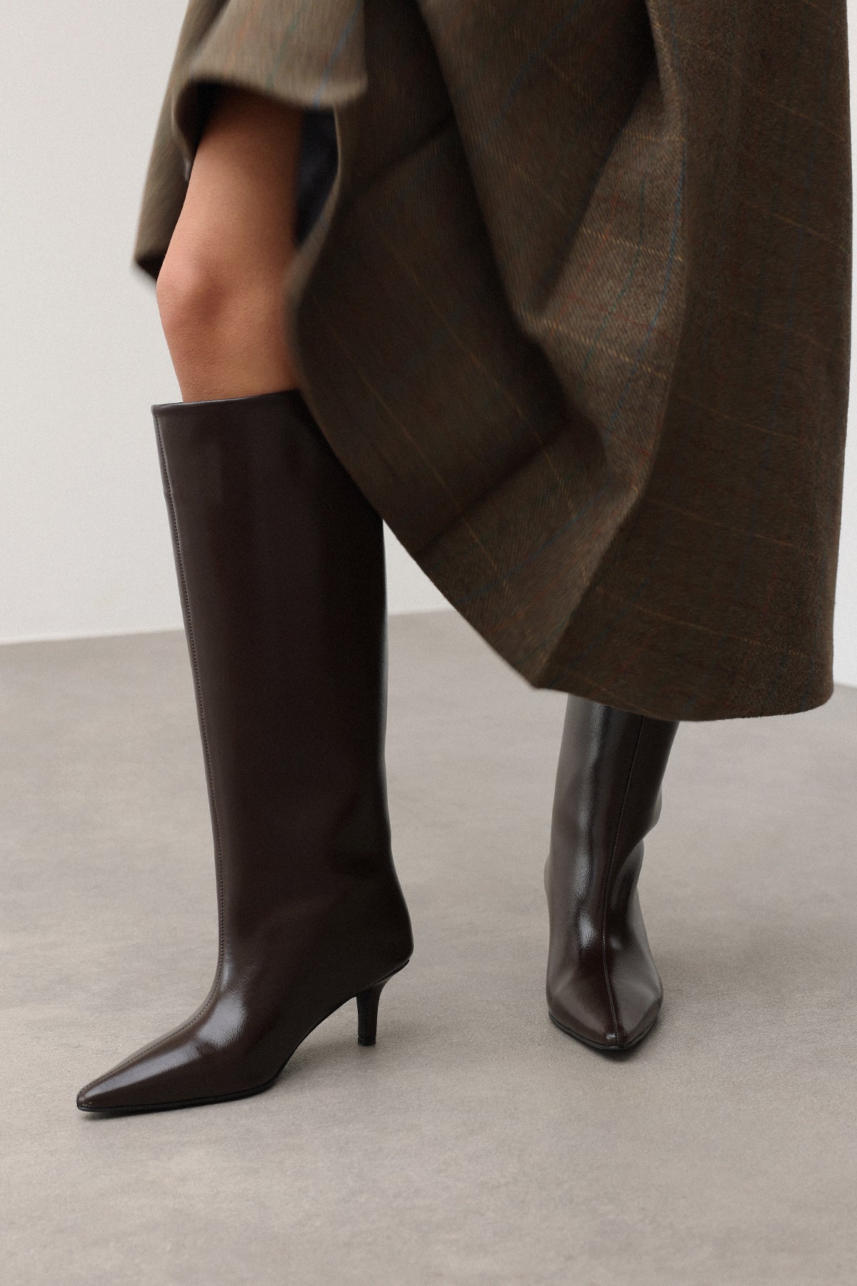 Knee High Leather Boots – Cordelia by Maravesse (4)