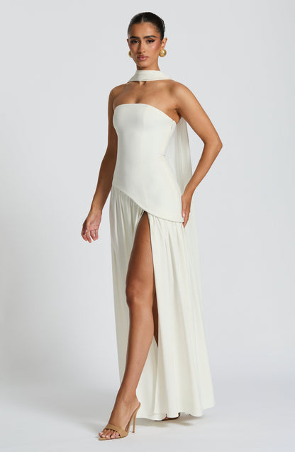 Cocktail Maxi Dress – Henrietta by Maravesse (30)