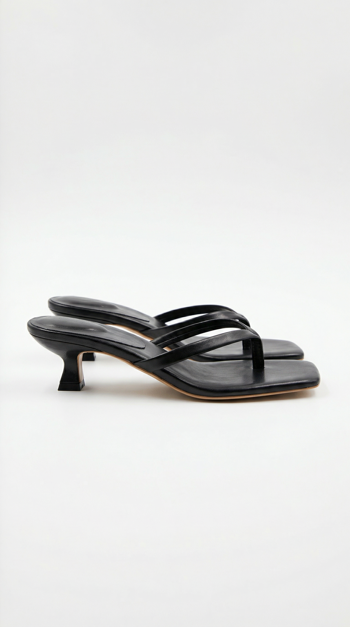 Heels in Black – Isolde by Maravesse