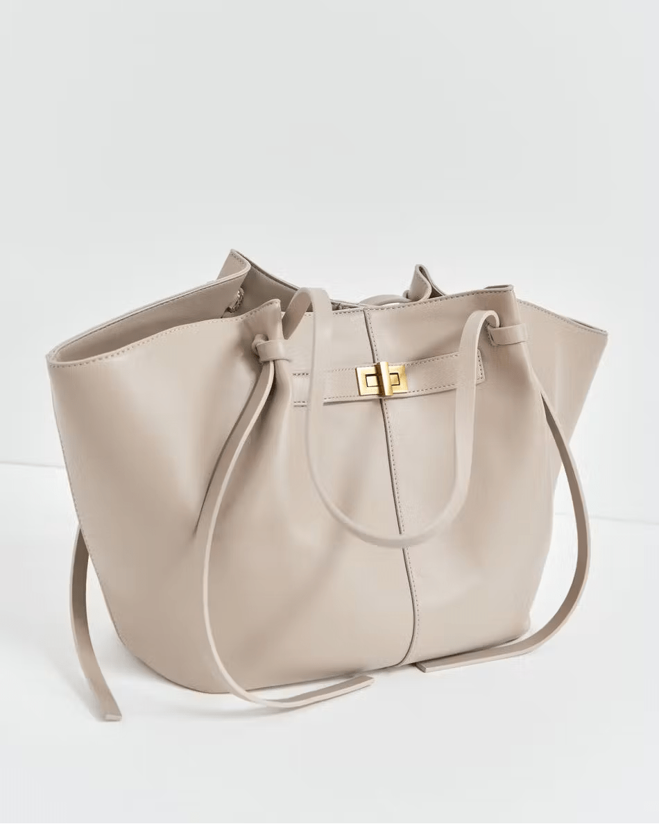 Luxe Tote in Apricot – Aurelia by Maravesse