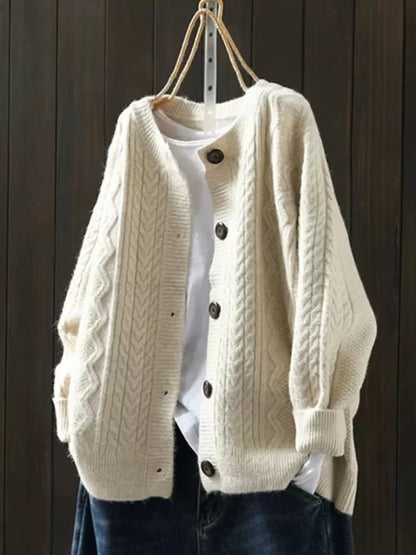 Cable-Knit Cardigan in Beige – Delphine by Maravesse